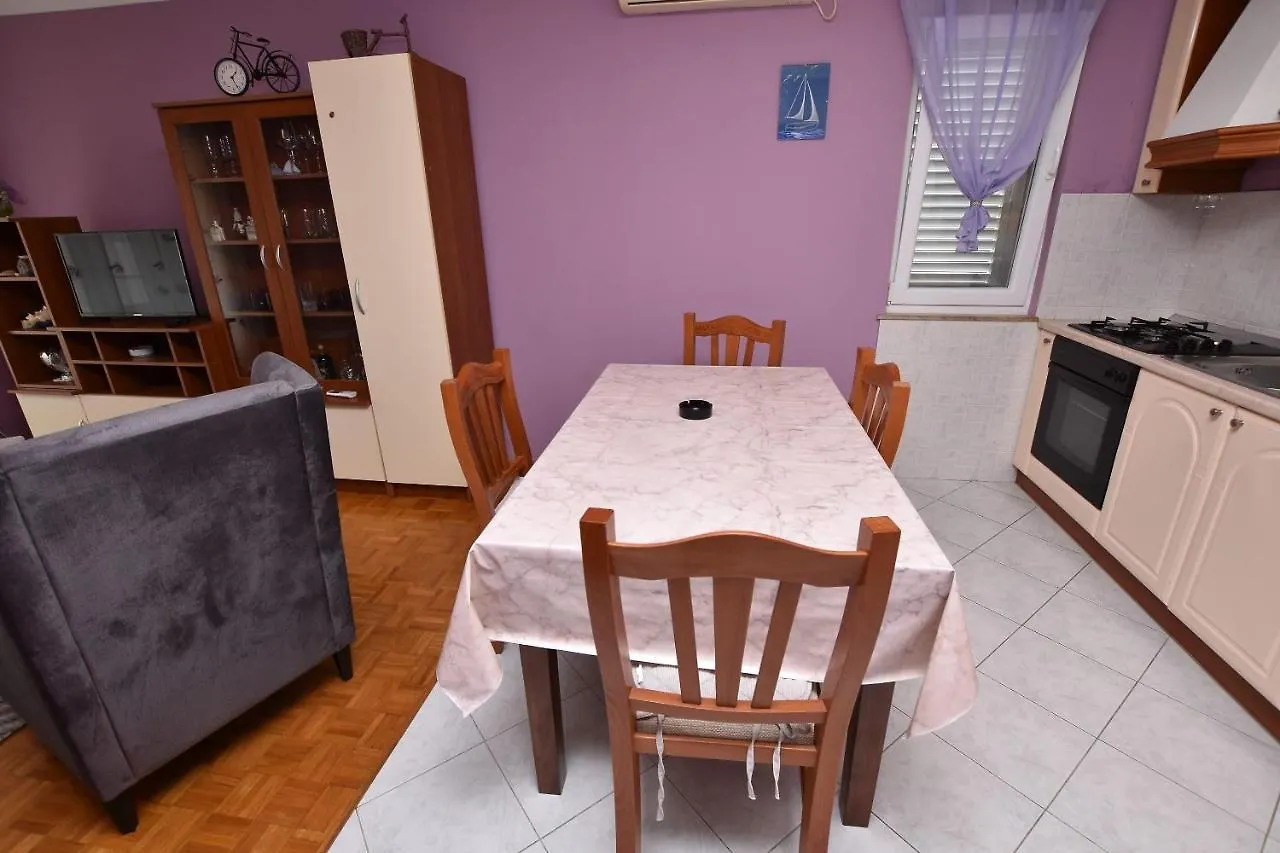 Apartment Granum Biograd Na Moru