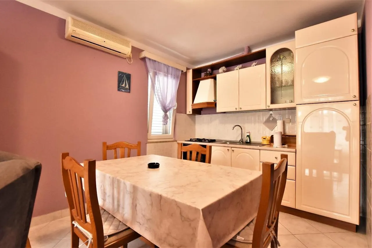 Apartment Granum Biograd Na Moru